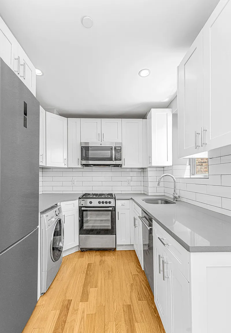 152 Ludlow Street — Photo 4