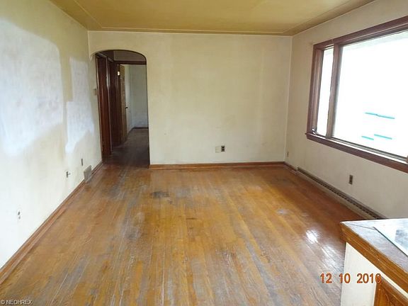 2nd image of 1518 Maine Ave