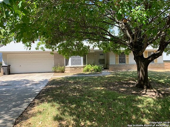 2nd image of 3123 Tawny Oak Dr
