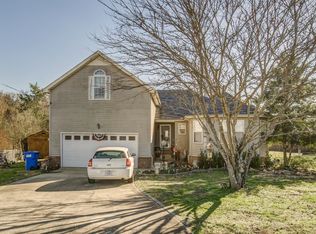 1304 Springwood Ct, La Vergne, TN 37086