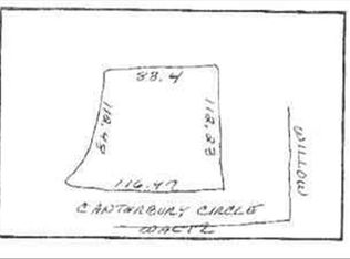 26750 Canterbury Cir, New Boston, MI 48164