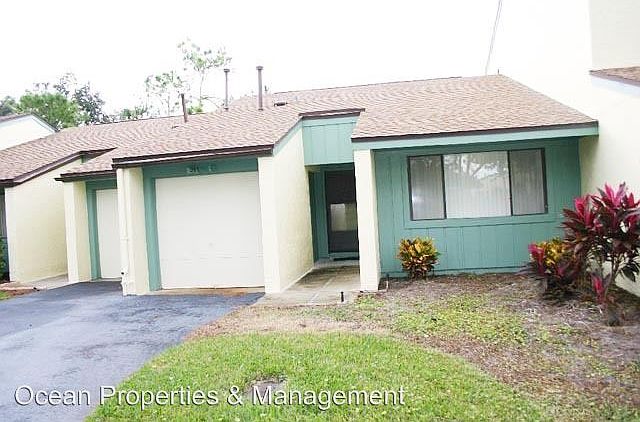 1st image of 211 Club House Blvd