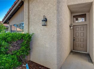 3667 Edinburgh Dr, Las Vegas, NV 89103