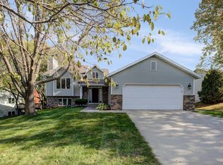4506 Stratford Ln NW, Rochester, MN 55901