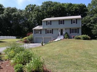 9 Rindge Rd, Andover, MA 01810