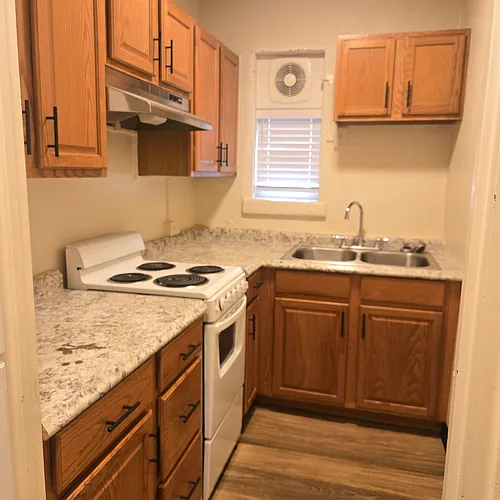 54 N Morris St Photo 1