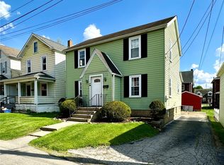 211 Hickory Way, Ellwood City, PA 16117