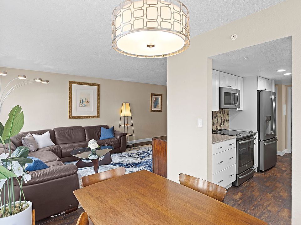 1st image of 470 3rd St S Unit 322