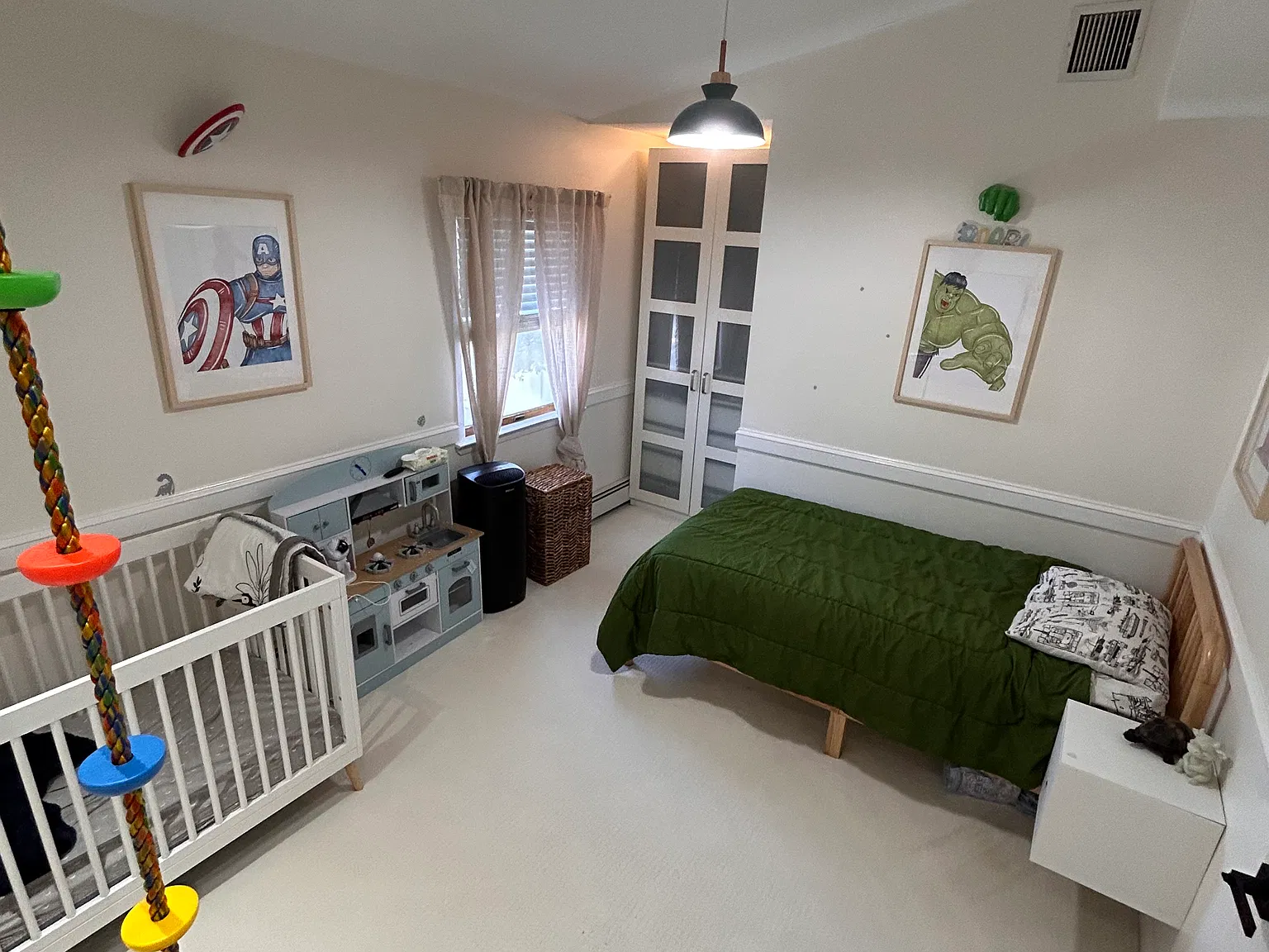 3 bed, 2.5 bath, 1945 sqft, $4,200 — Photo 4