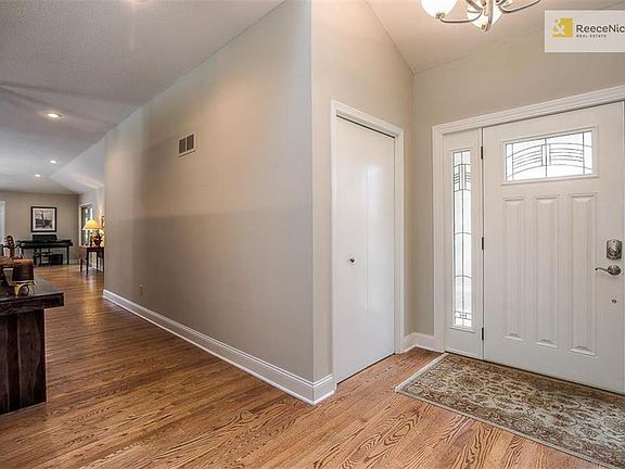 SPACIOUS ENTRY