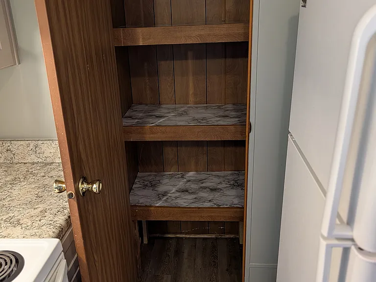 102 Rolandi Ct — Photo 8