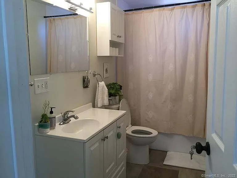58 Mansfield St #2 — Photo 8