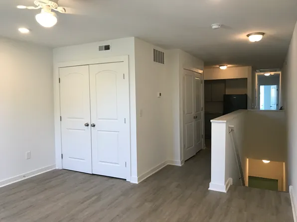 6109 Market St, Philadelphia, PA 19139