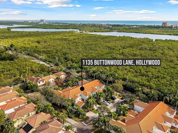 1135 Buttonwood Lane, Hollywood, FL 33019
