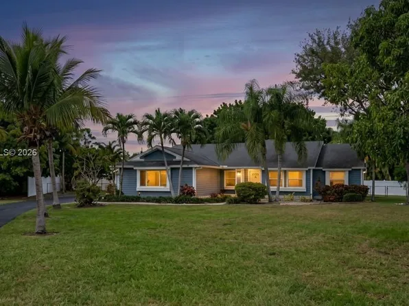 15440 SW 148th Pl, Miami, FL 33187