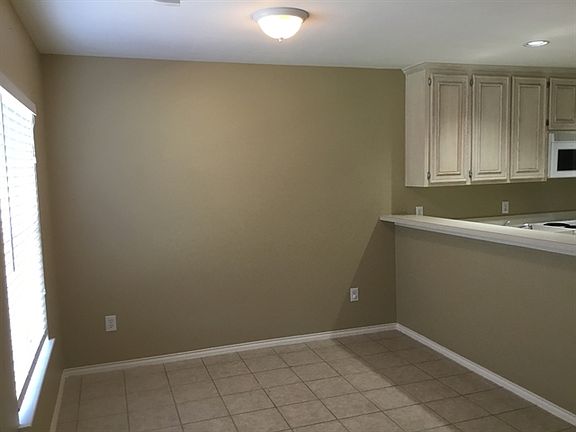4th image of 3213 Windy Cape Ln