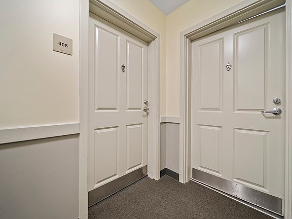 2nd image of 24 Cobblestone Ln