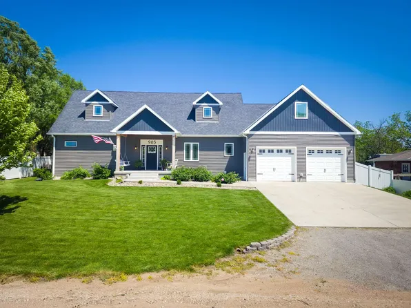 905 Q St, Neligh, NE 68756