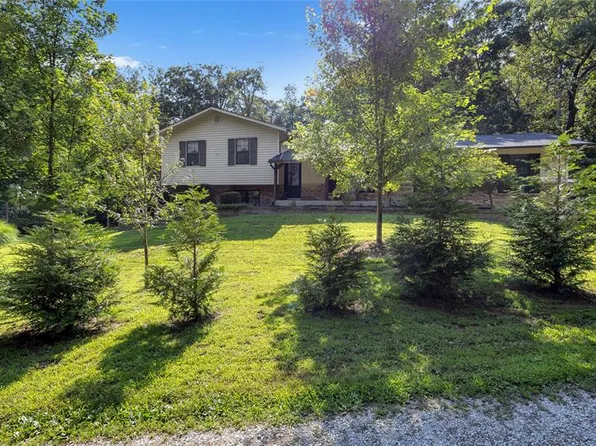 1519 Highway Dd, Defiance, MO 63341