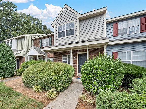 2nd image of 3687 Huyton Ct