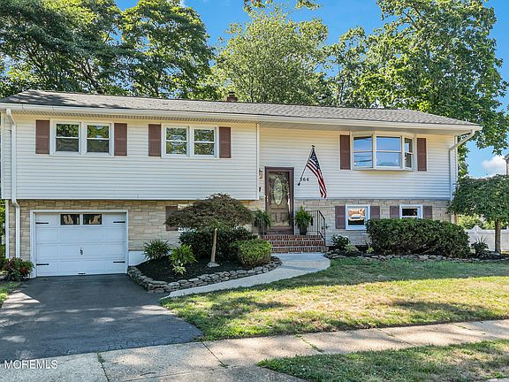 2nd image of 564 Morley Court