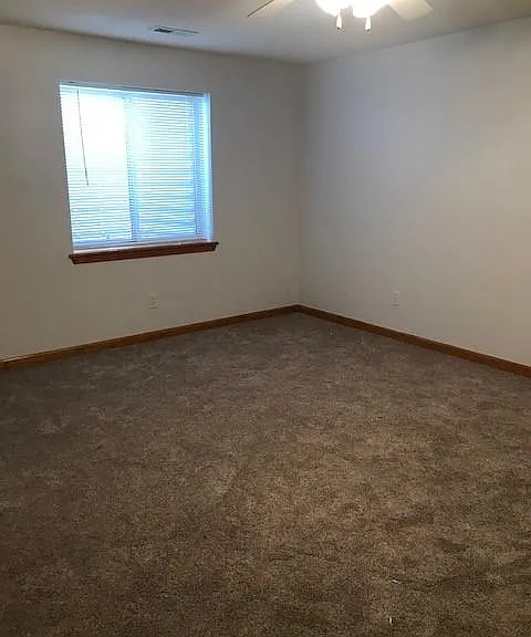 455 Widick St — Photo 9