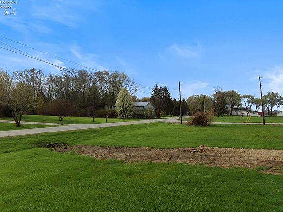 2nd image of 532 Donovan Rd