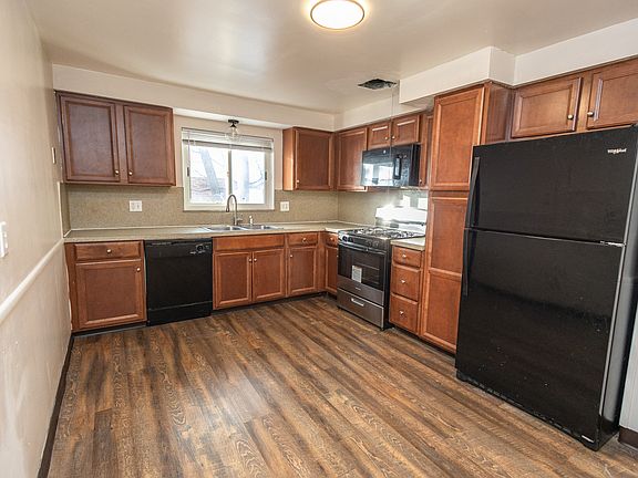 4th image of 14509 Cedar Rd S #1