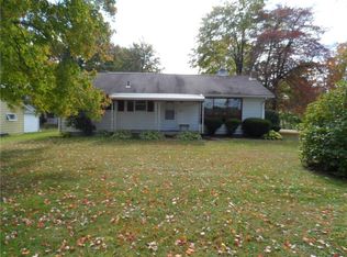 11762 Oakwood Rd, Conneaut Lake, PA 16316