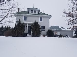3325 180th St, Homestead, IA 52236