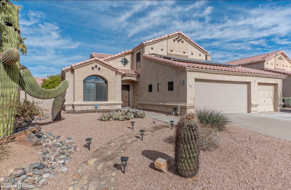 4 bed, 2218 sqft, $3,850 — Photo 1