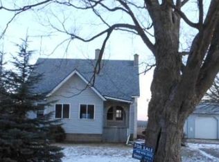 14726 Howe Rd, Portland, MI 48875