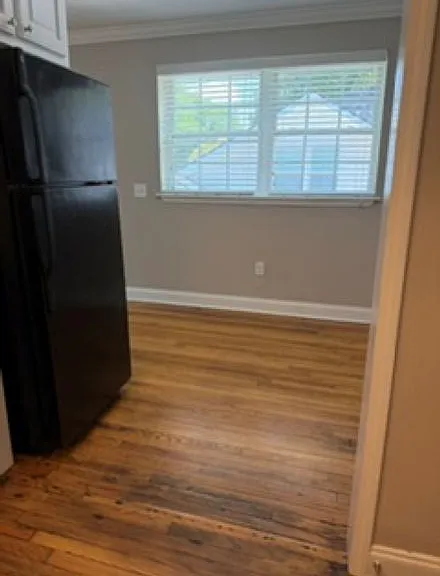 100 Elm St #3 — Photo 1