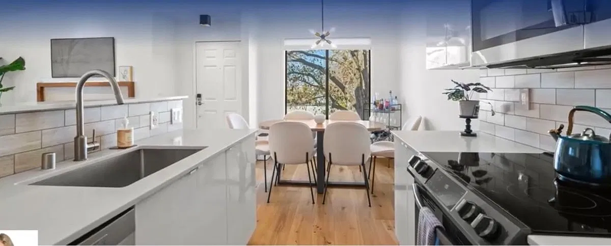 2 bed, 2.0 bath, 997 sqft, $3,200 — Photo 1