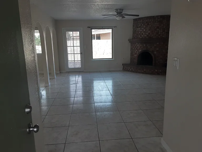 11453 Rex Baxter Dr — Photo 6
