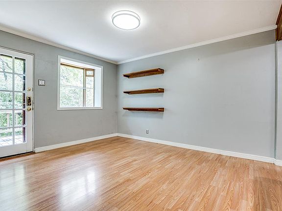 5th image of 1201 Haines Ave