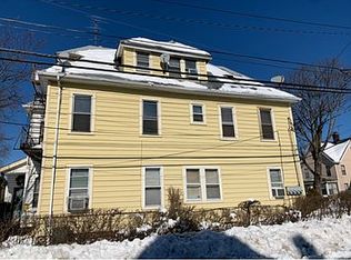 534 Simpson Pl, Peekskill, NY 10566