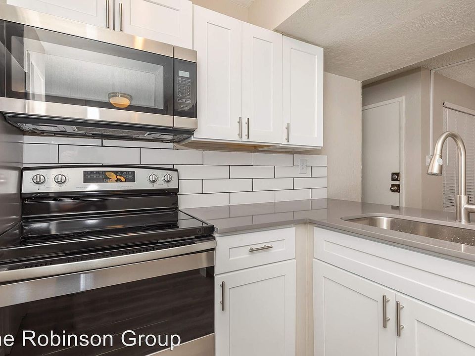 1st image of 11821 N 28th Dr APT 124