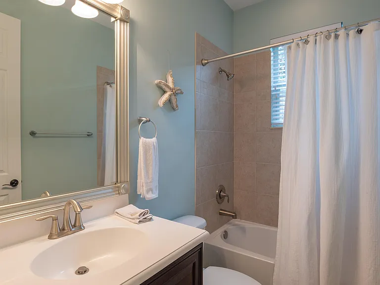 108 Canterbury Pl — Photo 22