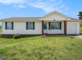 5794 Parks Rd, Cumming, GA 30041