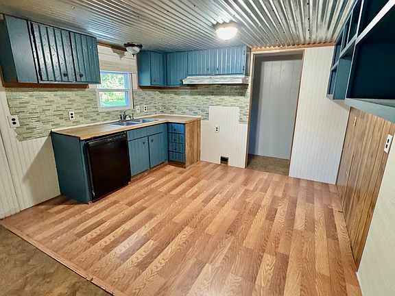 4th image of 238 Cedar Tree Dr