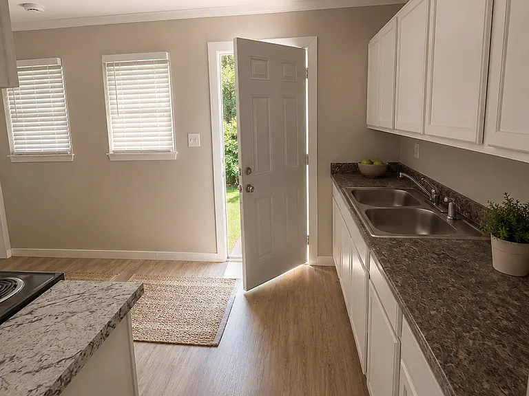 4011 Marion Ave — Photo 21