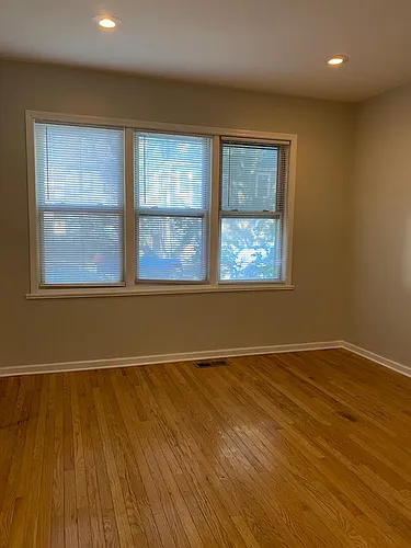 2551 N Marshfield Ave #1 Photo 1