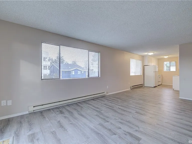 707 N 85th Street — Photo 10