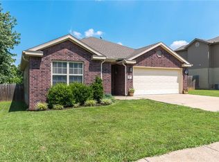 1827 S C St, Rogers, AR 72756