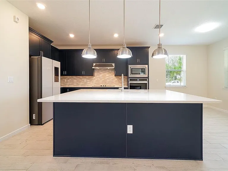 6570 Rover Way — Photo 4