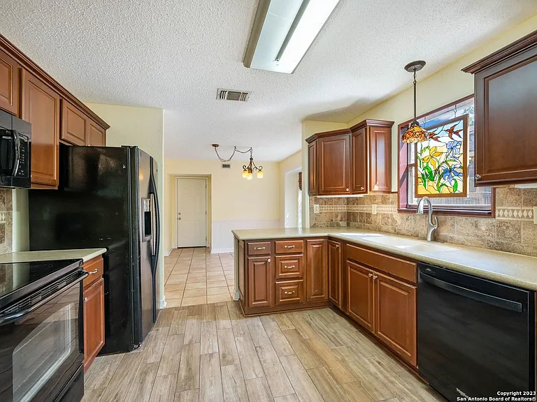 21119 Sierra Crst — Photo 13