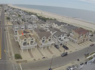 33 33rd St #E, Sea Isle City, NJ 08243