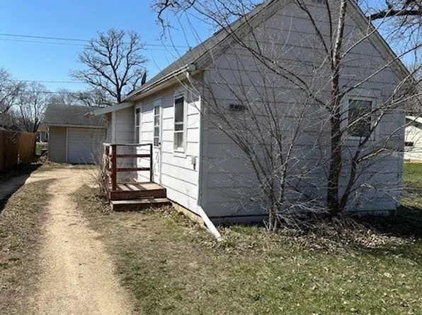 2015 S Broadway Street, Menomonie, WI 54751