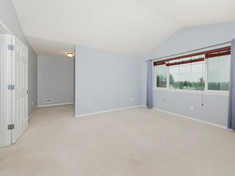 1225 160th St SW — Photo 9
